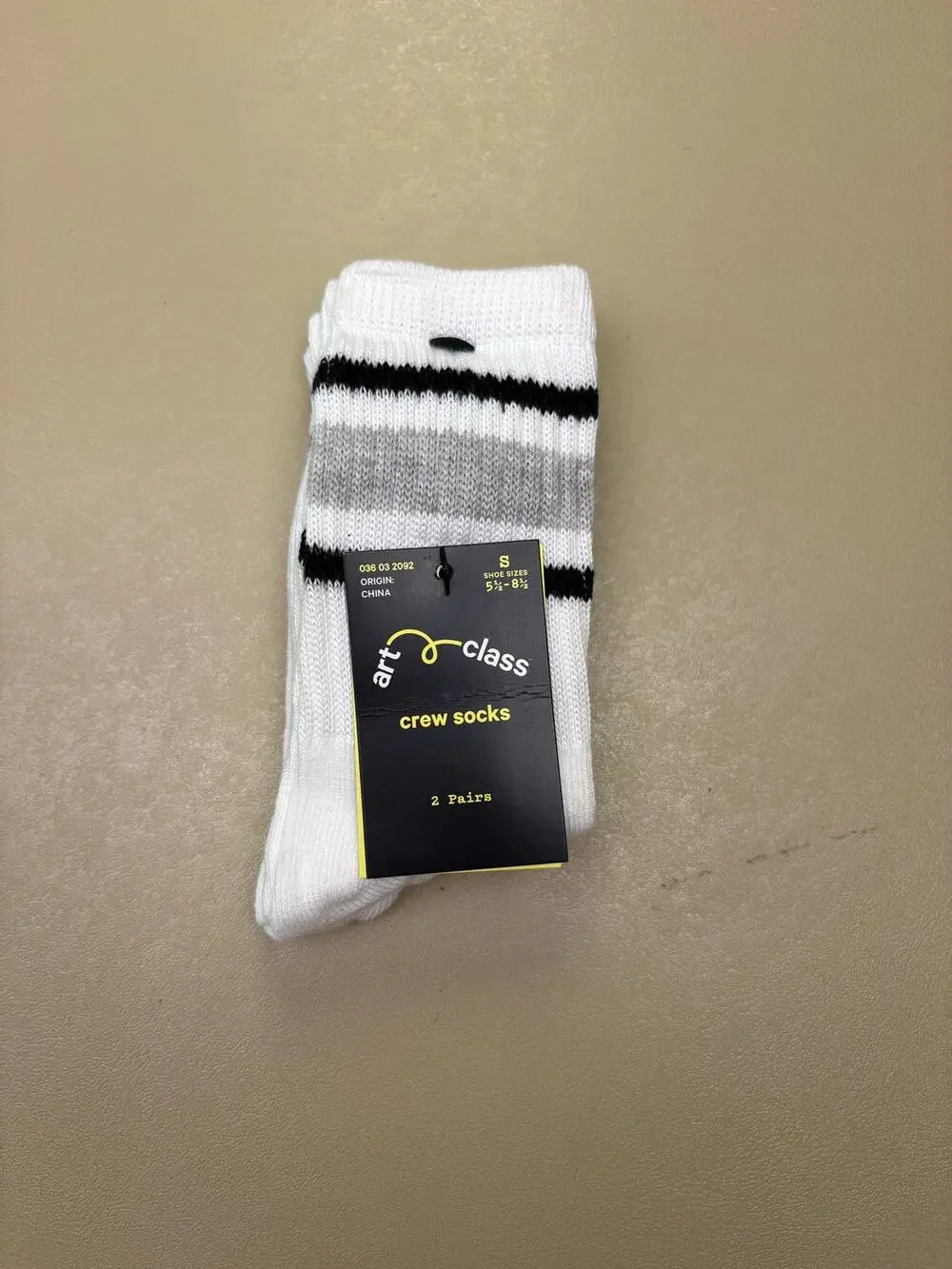 Art Class Kids Crew Socks 2 Pair Pack White Gray Striped Size S 5.5-8.5 NWT